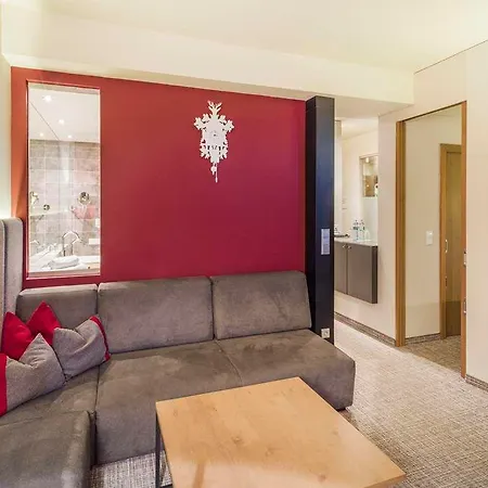 Falkensteiner Sonnenalpe فندق *